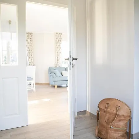 Ferienhaus Seeschwalbe 55 *